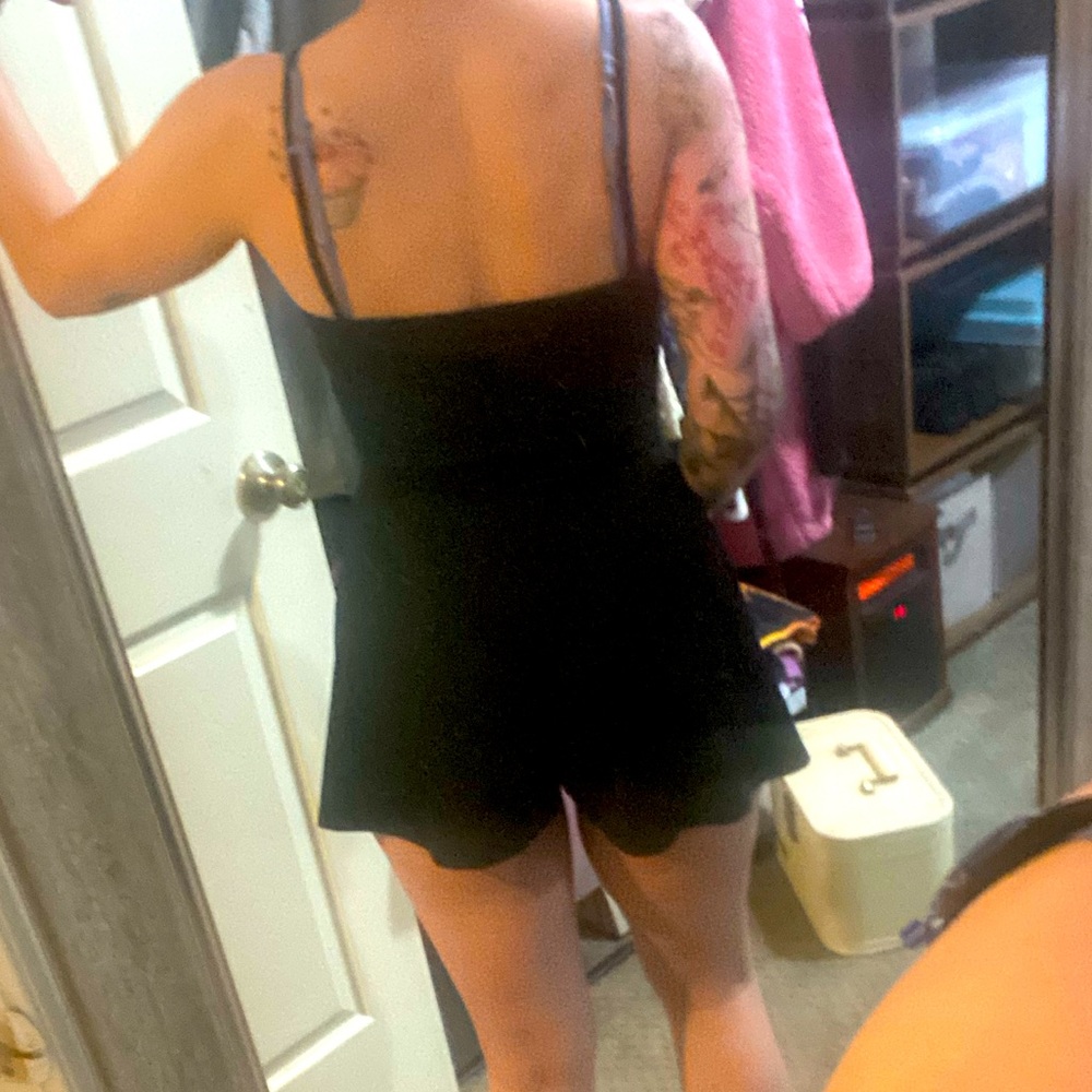 PRETTYLITTLETHING ROMPER - Picture 9 of 10
